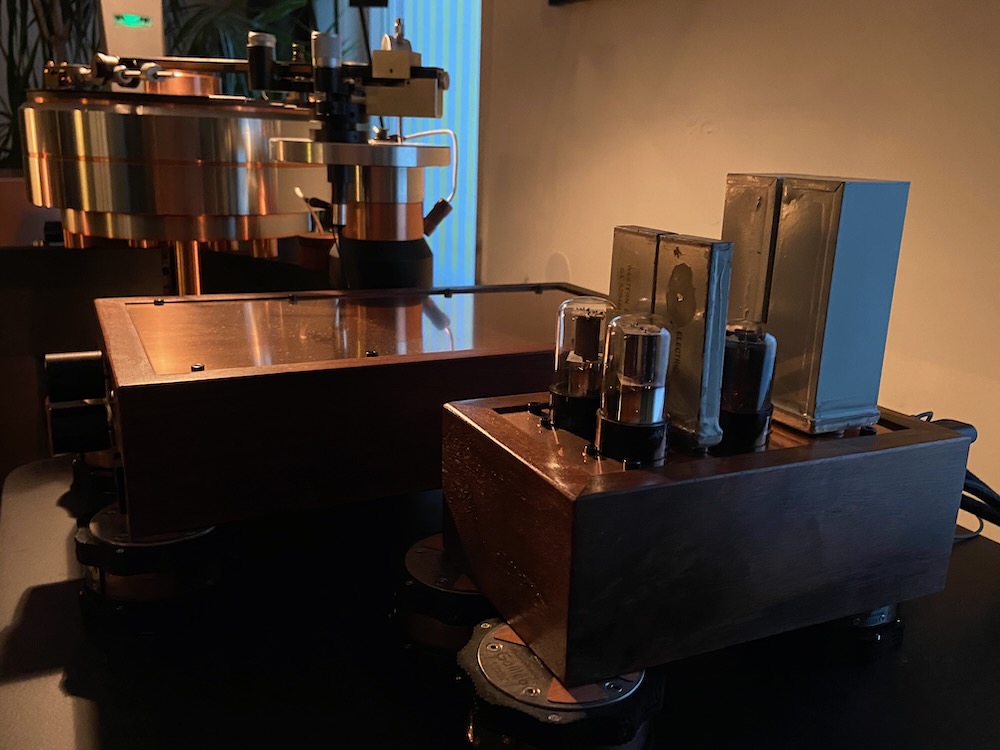 Phono with WE caps