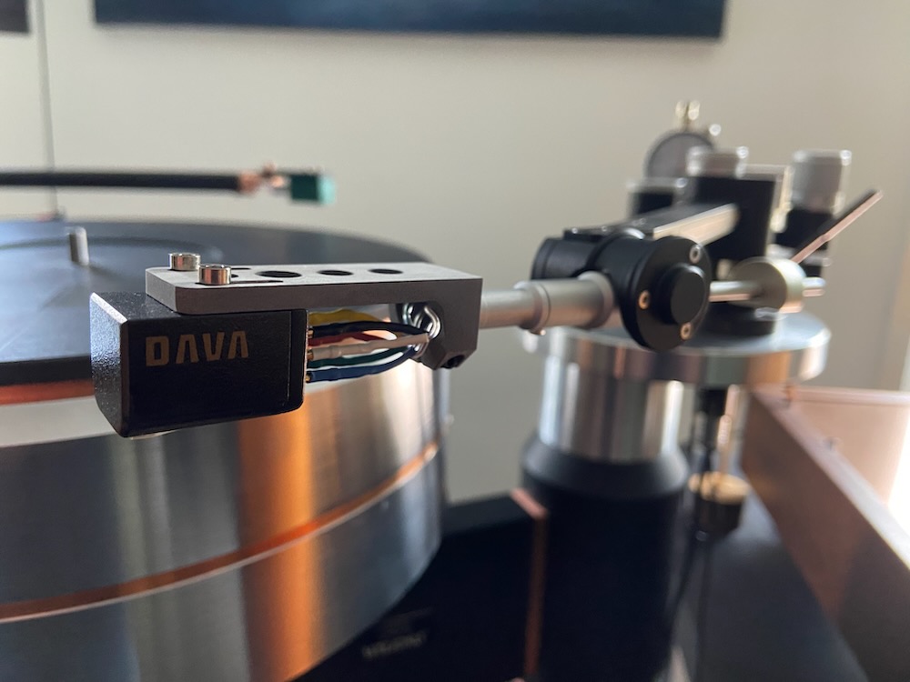 Harmony tonearm by Eugene Kommissarov