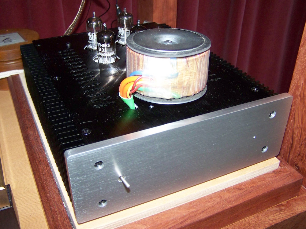 E80F and D3A phono amplifier
